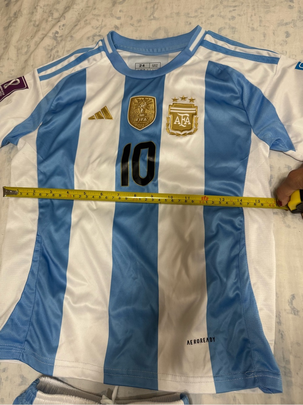 Messi Argentina soccer uniform Jersey 8-10 kids - Picture 4 of 8